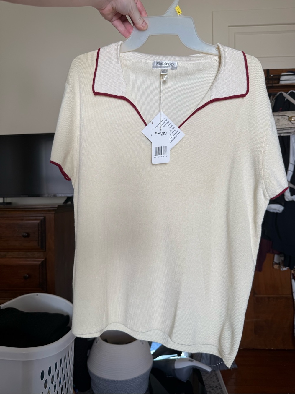 NWT VTG Monterey Club red trim polo / large